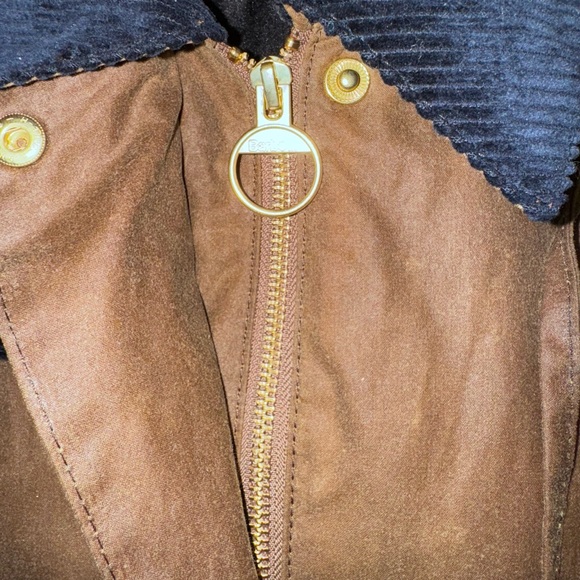 Barbour Carolyn Wax Tan / Navy Plaid Hooded Coat 6US - Picture 4 of 8